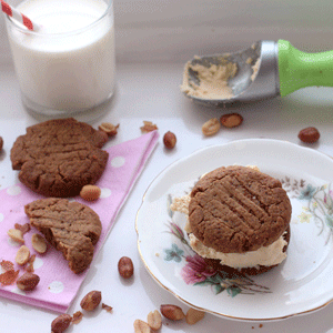 3 Ingredient Peanut Butter Cookies