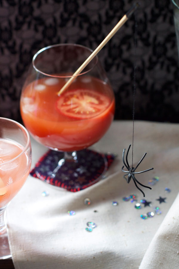 Simple Spider DIY Halloween Drink Stirrer for Party
