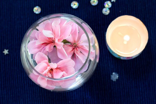 Simple Spring Decor Ideas - Washi Tape Tealight Candle with Floating Flowers