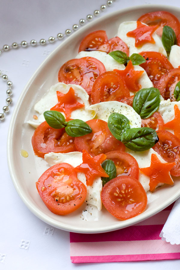 A Christmas Salad Idea - Tomato and Mozzarella (Caprese) with Roast Capsicum Stars