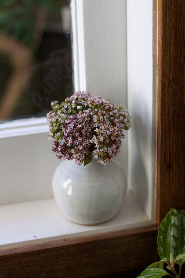 DIY mini summer floral arrangements