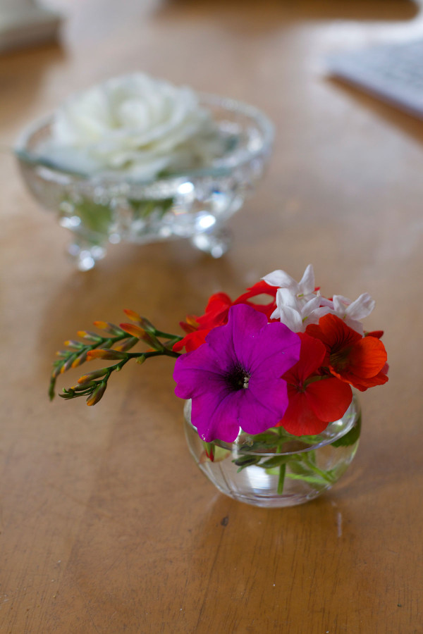 Mini summer flower arragements